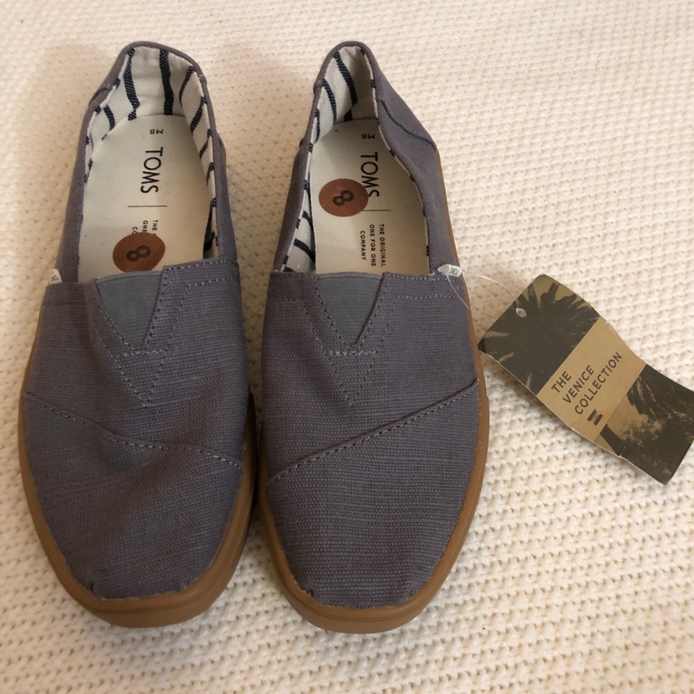 Grey Toms